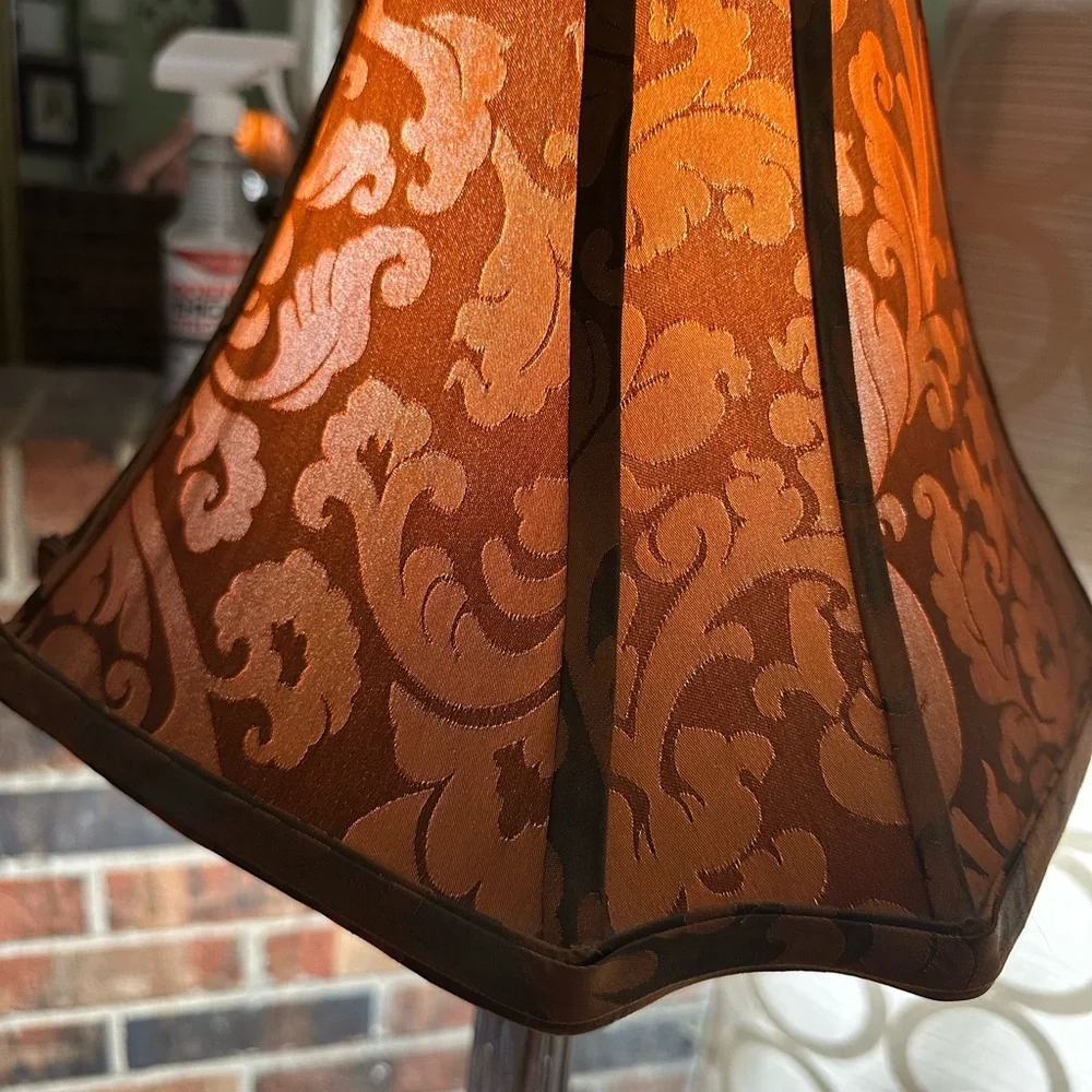 Vintage Mid-Century Demask Satin Table Lamps Pair - Hollywood Regency 60s